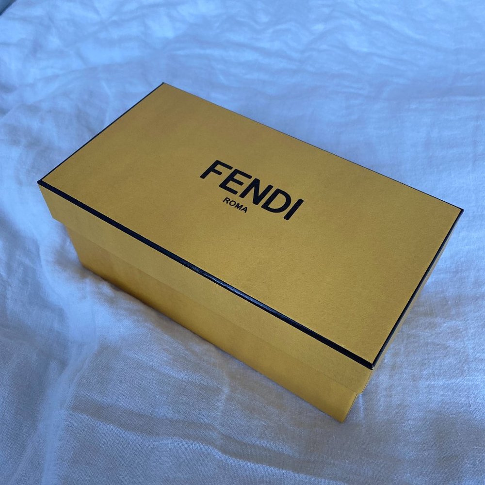 Fendi Sunglasses/Glasses Box w/ Authenticity Card PACKAGING